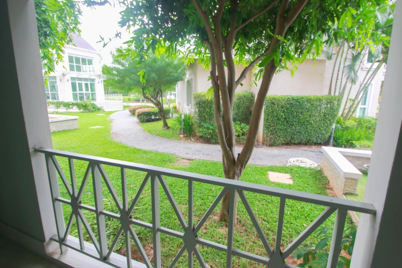 Baan Rub Lom By Jane Apartment Pakchong Exterior photo