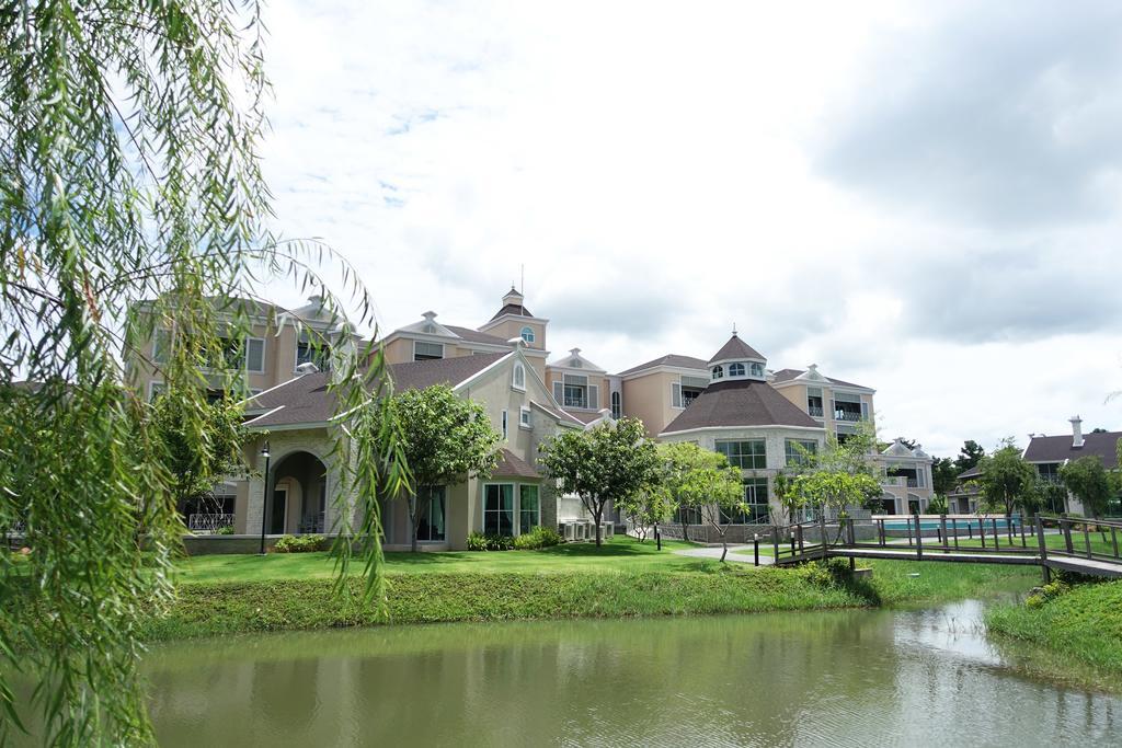 Baan Rub Lom By Jane Apartment Pakchong Exterior photo